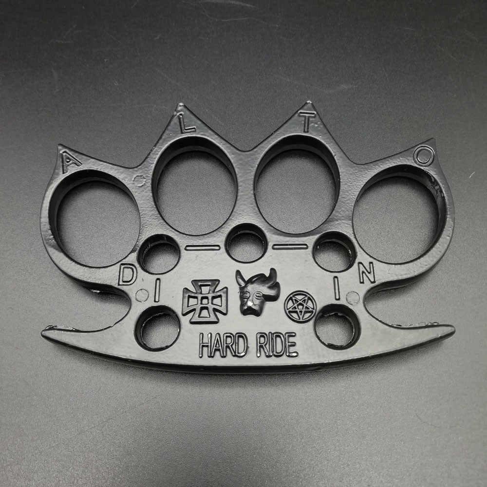 How Brass Knuckles Can be Useful When It Comes to Self Defense